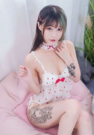 人妻av一区二区三区精品蜜桃_超清全集免费播放